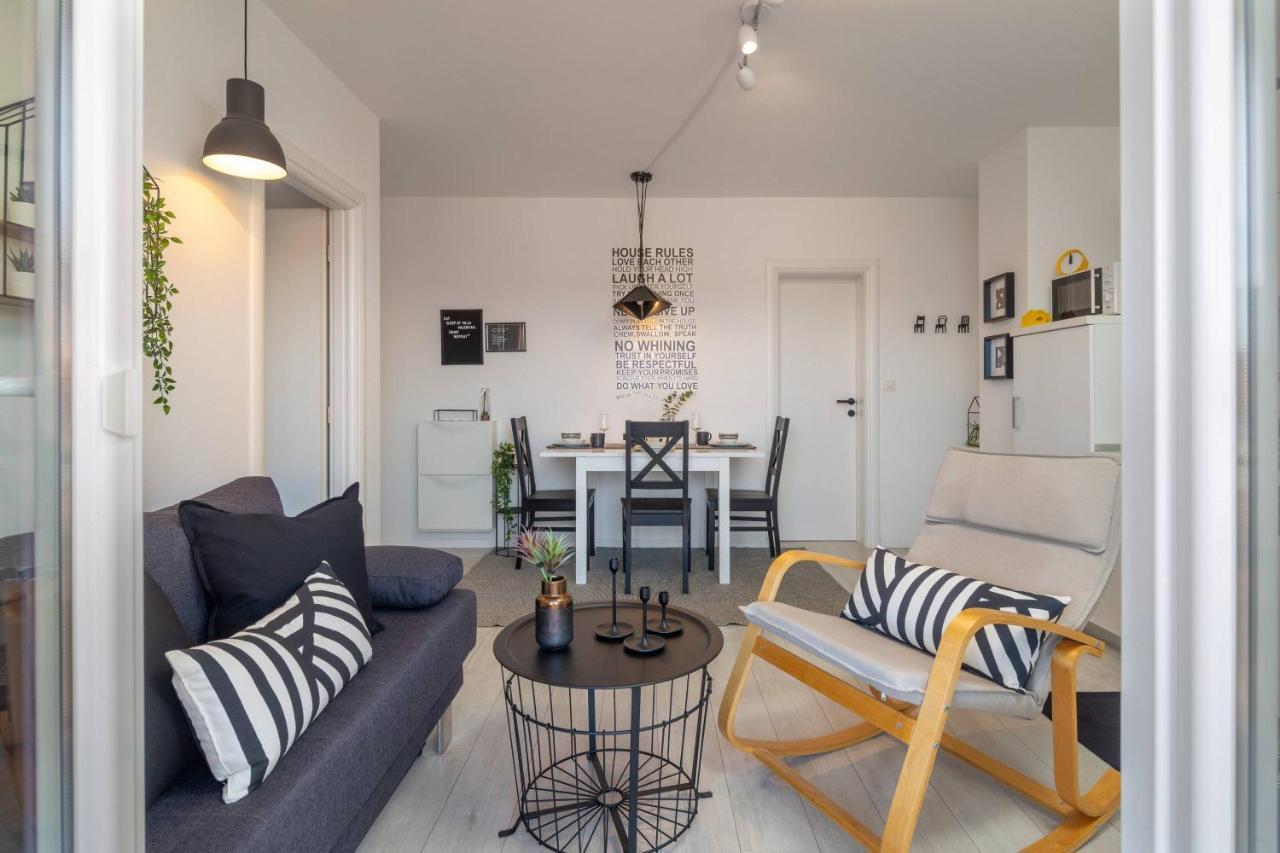 Apartments Valentina Bol Extérieur photo