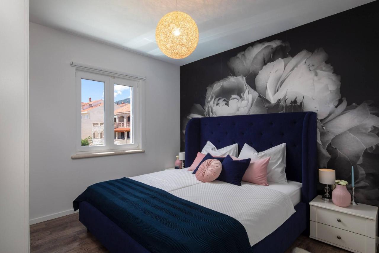 Apartments Valentina Bol Extérieur photo