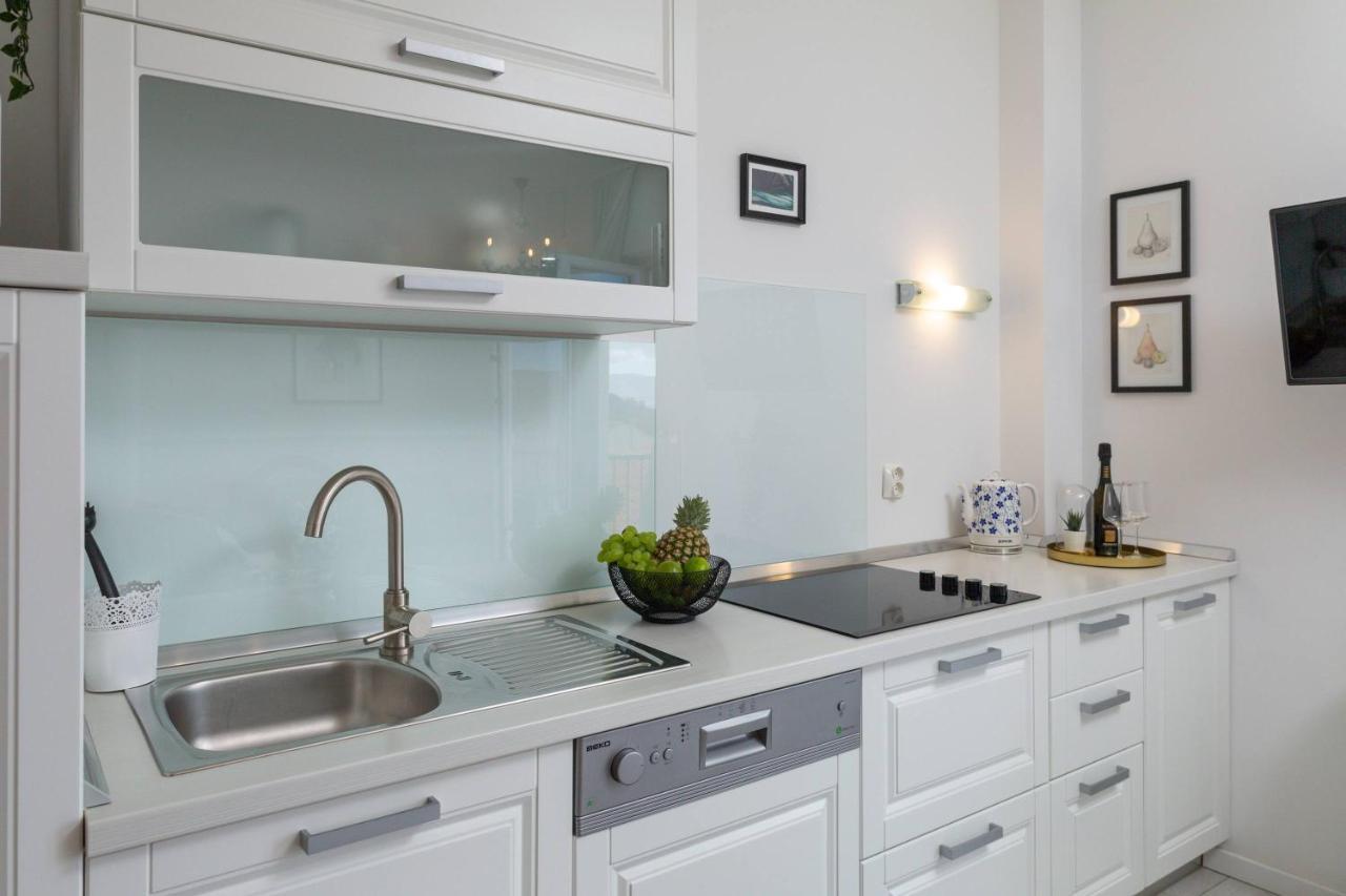 Apartments Valentina Bol Extérieur photo